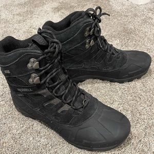 Never worn Moab 2 Mid tactical waterproof boot
